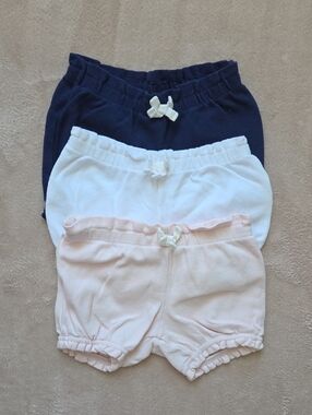 Amazon Essentials Cotton Shorts Trio in Navy, White & Blush 18m
